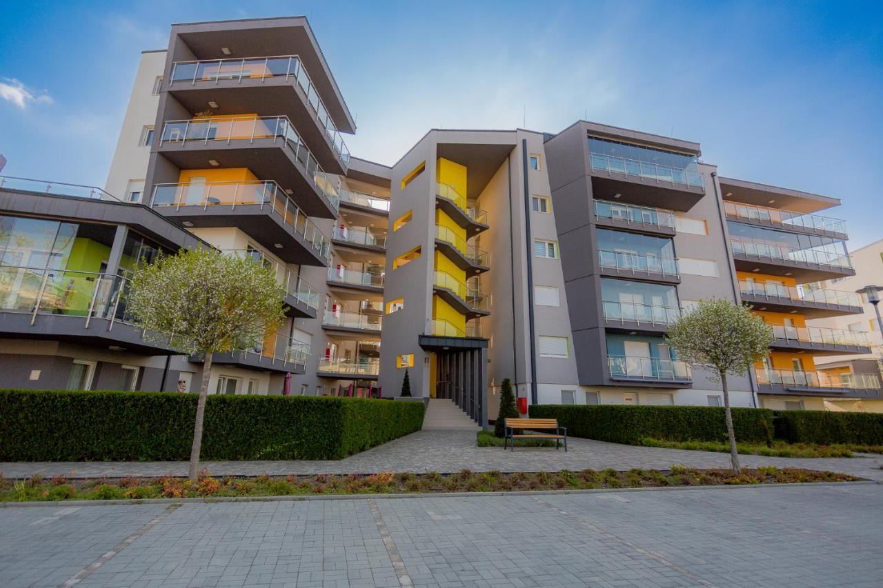 Admiral Luxury VI Apartman By Bltn Siofok Bagian luar foto