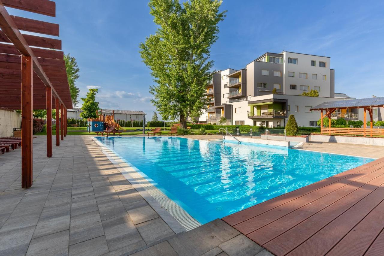 Admiral Luxury VI Apartman By Bltn Siofok Bagian luar foto